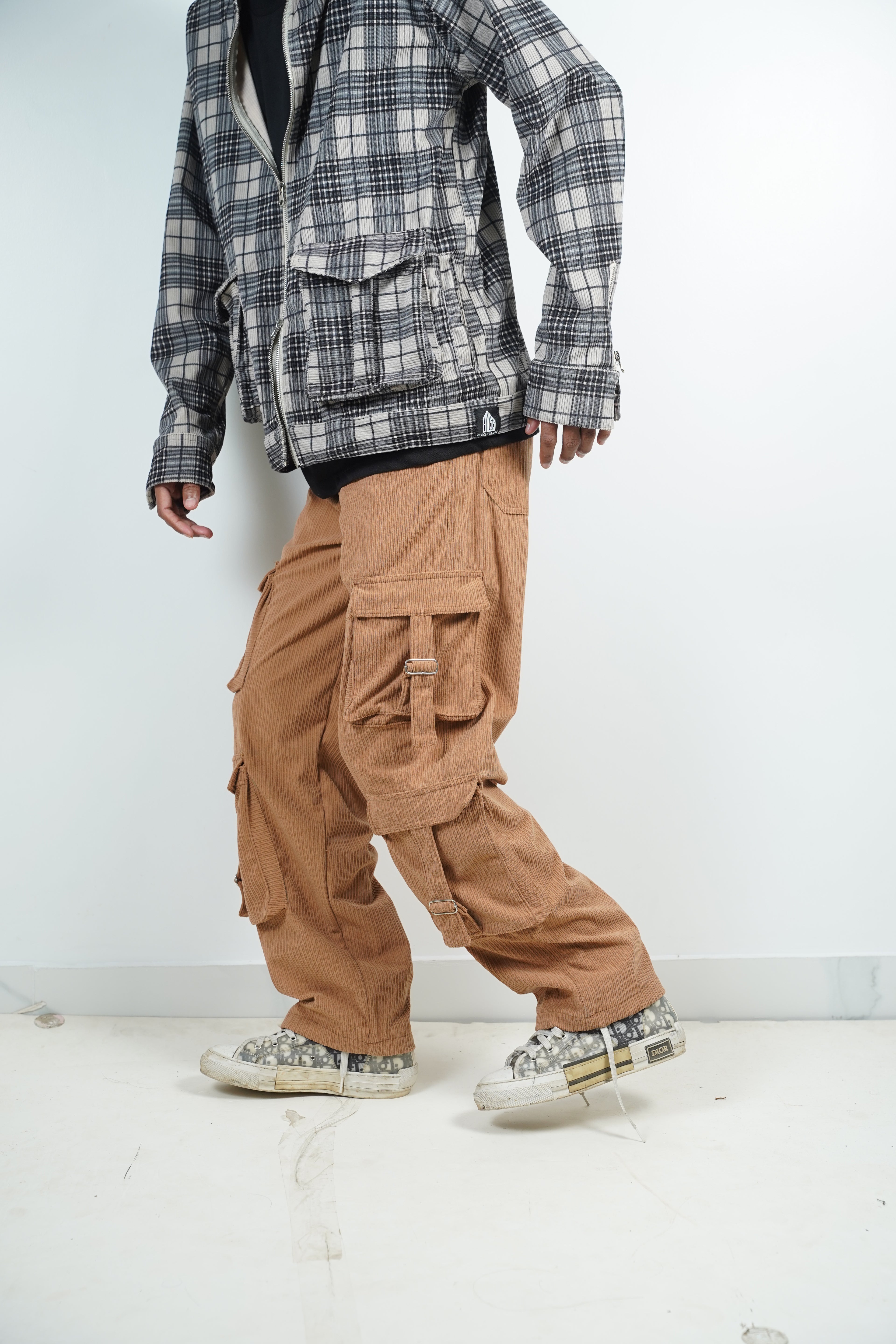 Biskit Brown Cord 8 Pocket – Baggy Full Pant